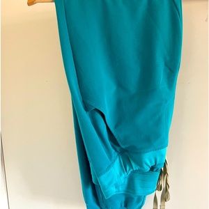 Zamora jogger scrub pants in regular Small